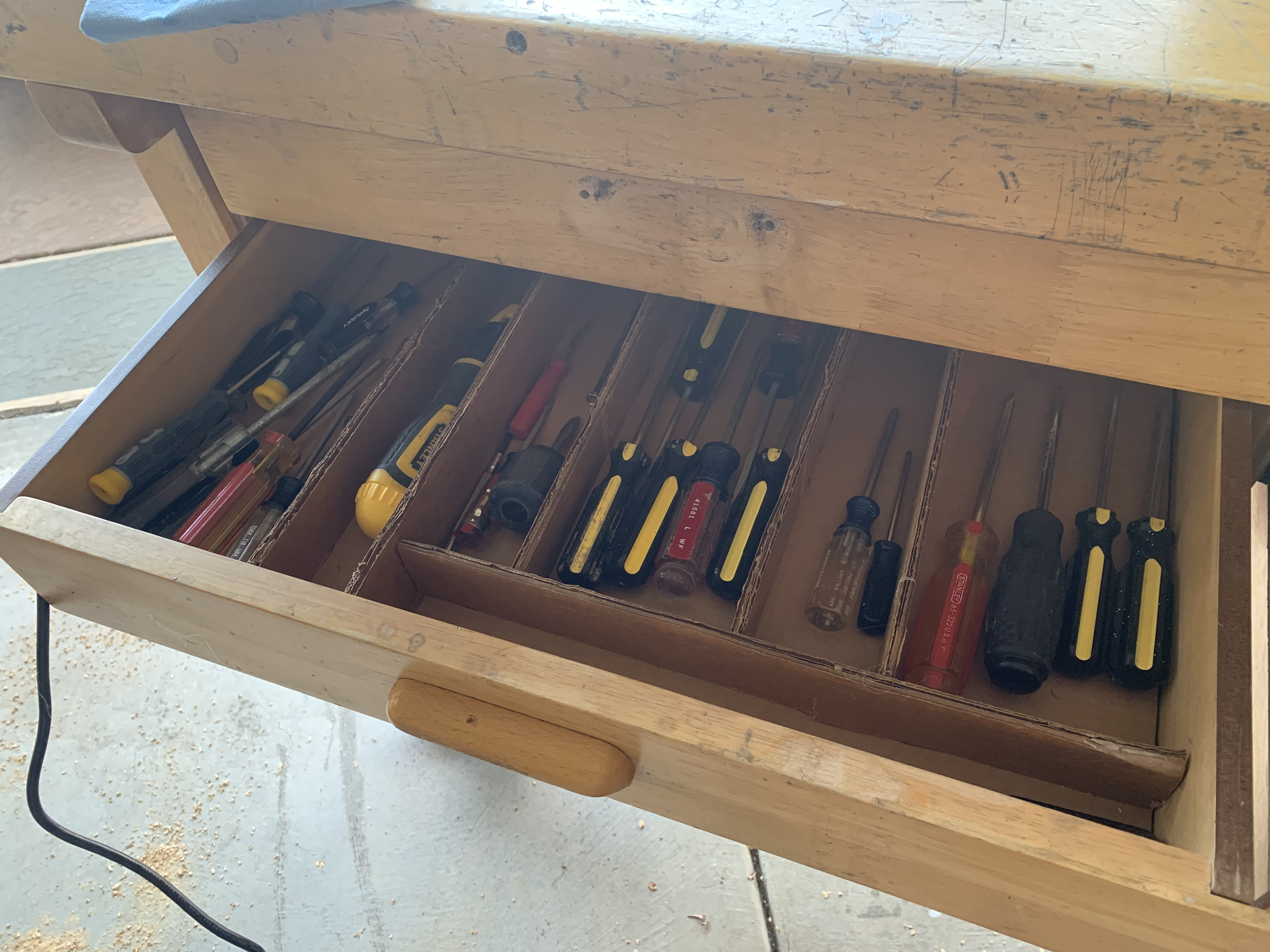 organized screw drivers